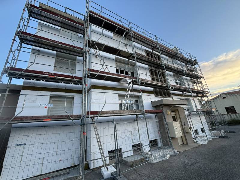 Ravalement de façade à Marseille par une entreprise professionnelle — visuel 3