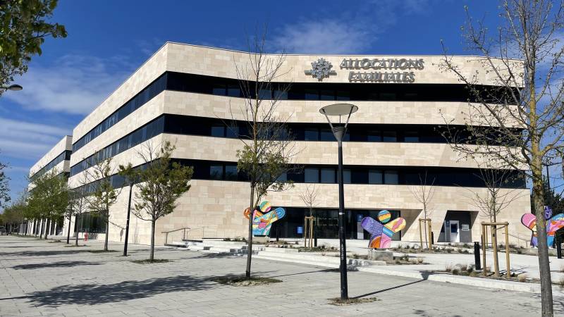 Bardage céramique : La solution alliant esthétique et durabilité pour l'enveloppe de votre bâtiment en PACA — visuel 1