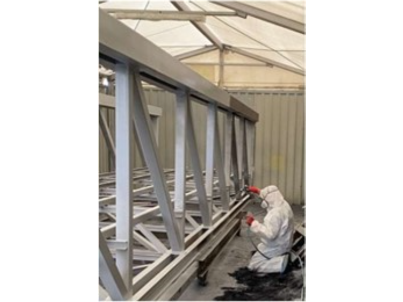 La peinture anticorrosion : Une étape cruciale pour protéger les surfaces métalliques contre la corrosion
