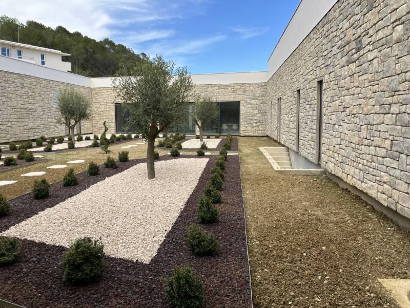 ITE à Allègre-les-Fumades — Isolation thermique par l'extérieur en polystyrène et pose d