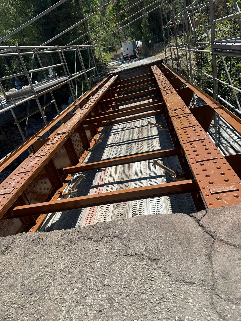 Pont de l'Usine à Baratier après application du système anticorrosion C4H