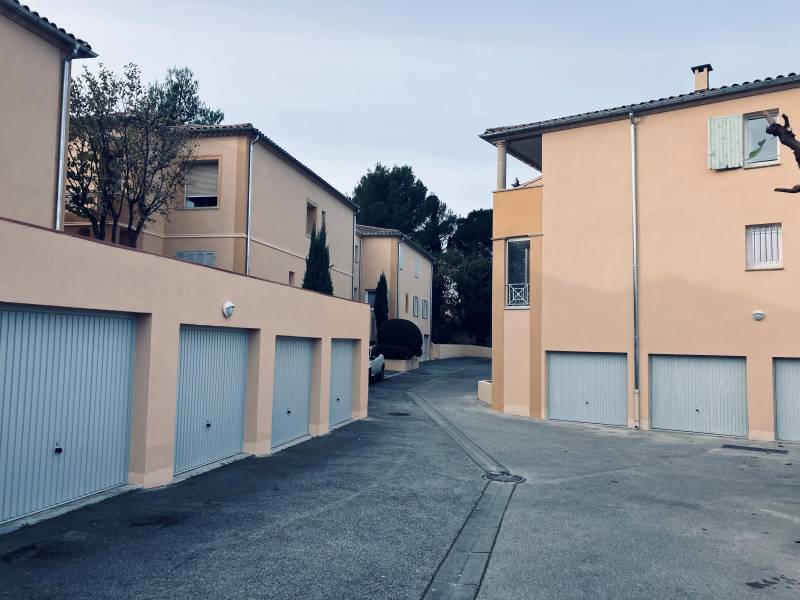 Ravalement à Ravalement de façade avec revêtement d’imperméabilité de la Villa Toscane à Salon-de-Provence — photo chantier 3