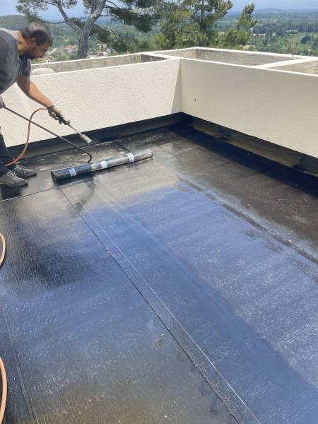Étanchéité à Réfection de l’étanchéité d’une terrasse accessible à Villeneuve-Lès-Avignon — photo chantier 2