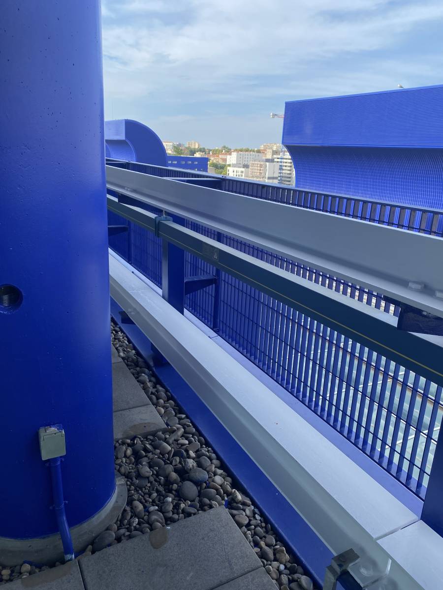 Peinture à Marseille — Remise en peinture industrielle des surfaces extérieure de l